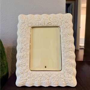 Lenox Wedding Promises 5x7 Picture Frame Ivory Porcelain Wedding Gift EUC Vtg